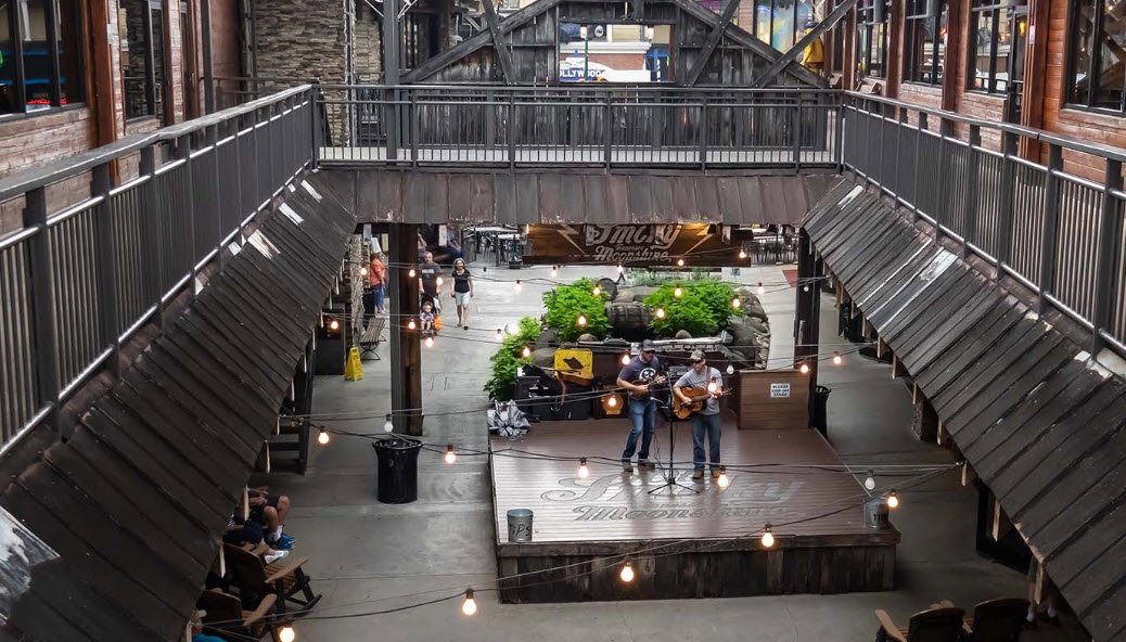 Ole Smoky Distillery "The Holler", Tennessee, USA